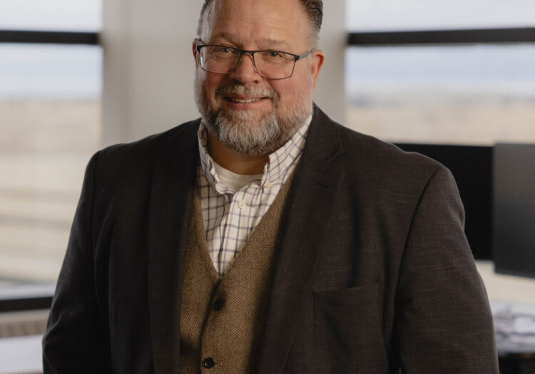 Dr. Lars K. Hallström